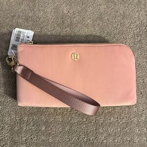 Lulu lemon Curved Wristlet Wallet